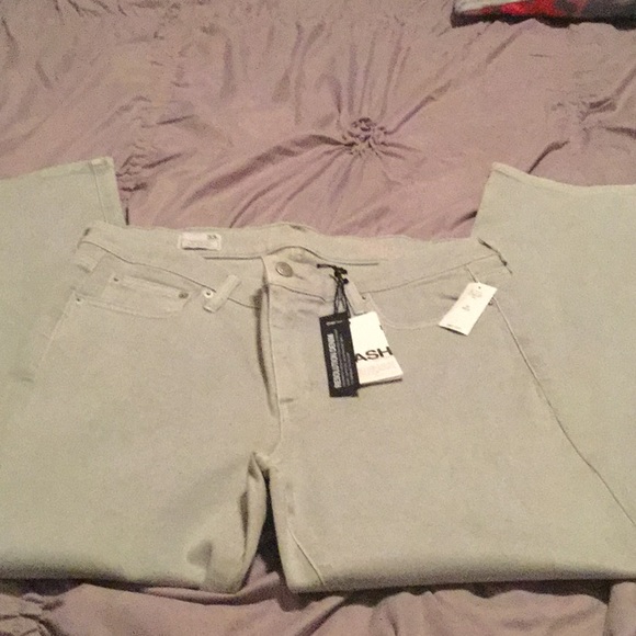 Two pairs of Gap Jeans- - Picture 4 of 4